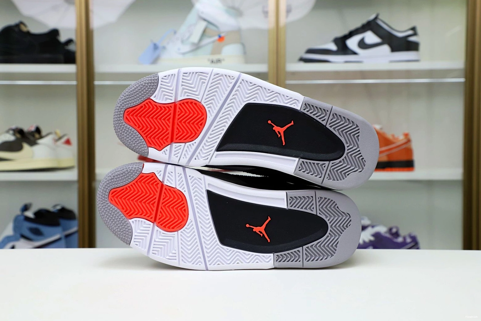 JORDAN INFRARED 4 AIR 0102